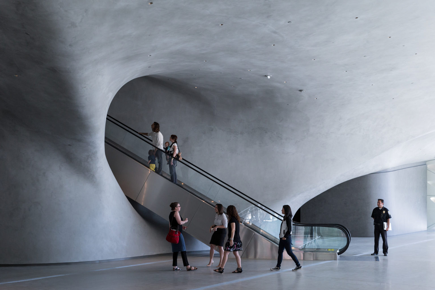 Необыкновенный музей искусств The Broad в Лос-Анджелесе